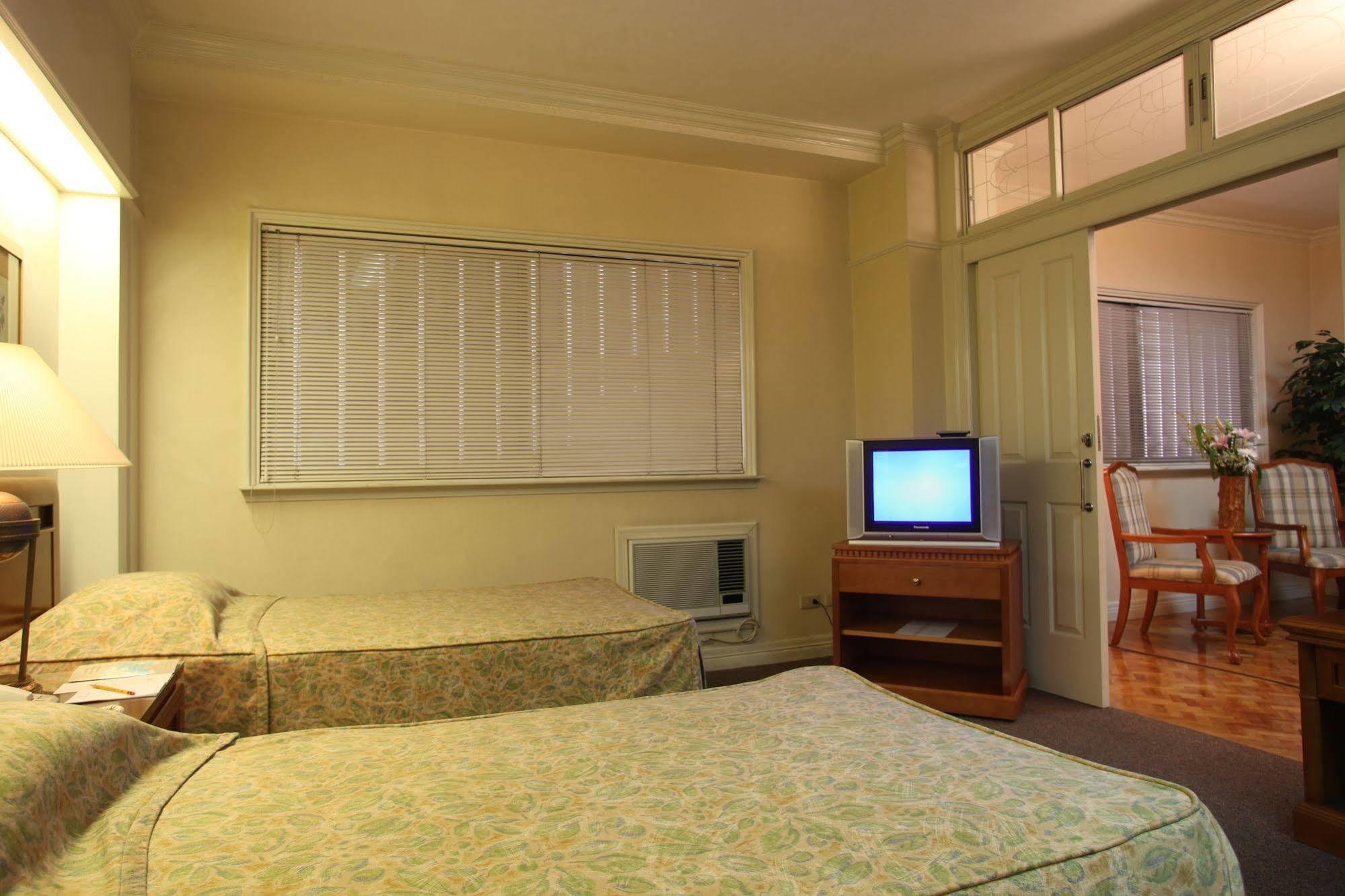 Sunny Bay Suites Manila Dış mekan fotoğraf